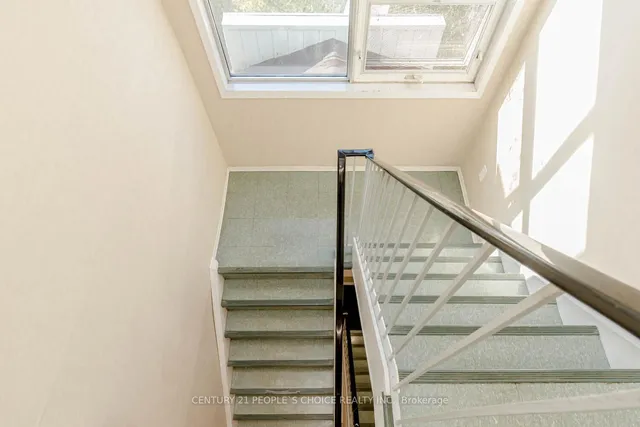 Additional image 25 of 30 Bridge St Unit 303