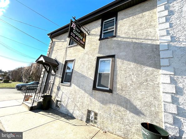 7026 Ridge Ave, Philadelphia, PA 19128