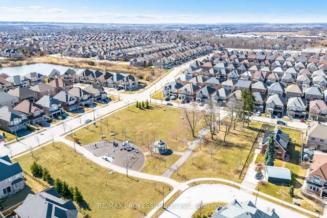 Additional image 50 of 35 Lampman Cres