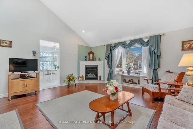 Additional image 13 of 810 Golf Links Rd Unit 32