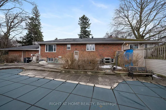 Additional image 27 of 36 Brinloor Blvd