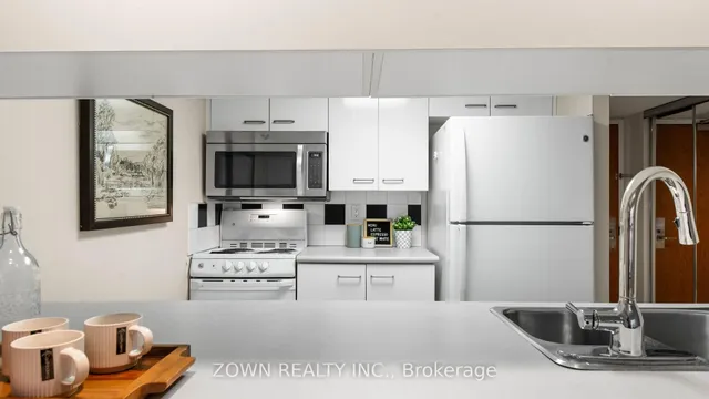 Additional image 12 of 38 Elm St Unit 711