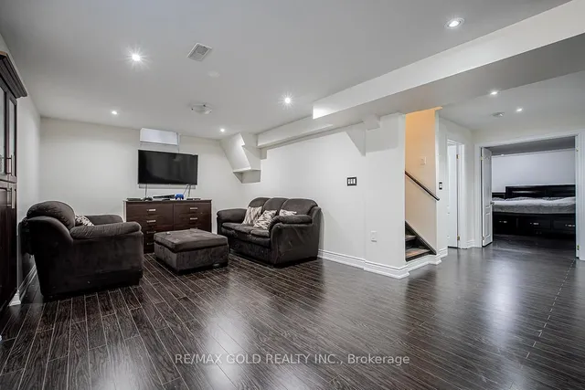 Additional image 38 of 17 Yellow Pine Rd