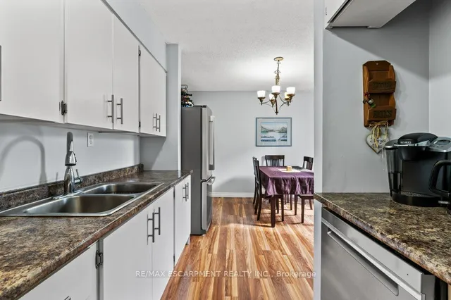 Additional image 22 of 1300 Upper Ottawa St Unit 49