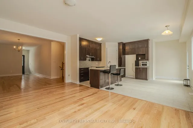 Additional image 33 of 34 Icon St