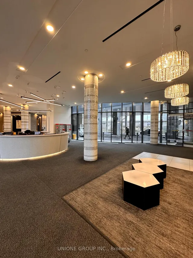 Additional image 11 of 51 East Liberty St Unit 315