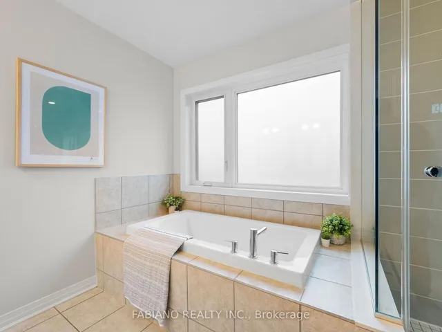 Additional image 28 of 55 Thomas Mulholland Dr Unit 8