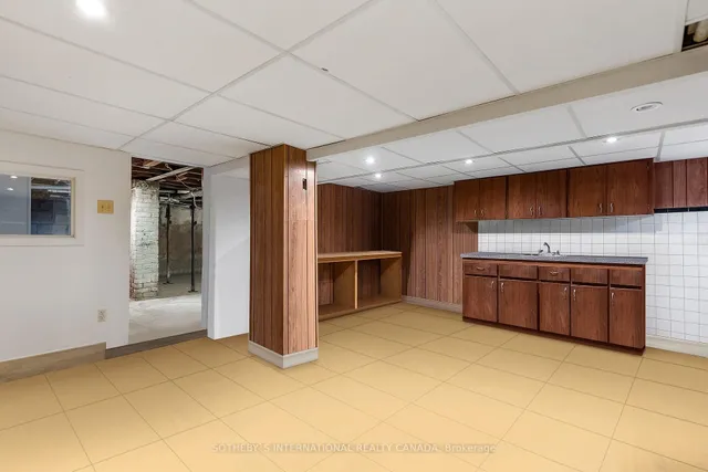 Additional image 29 of 277 Crawford St