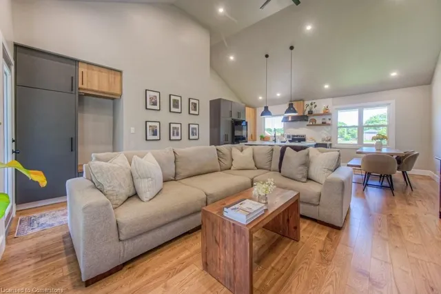 Additional image 9 of 6 Shirley St