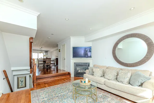 Additional image 3 of 216a finch Ave