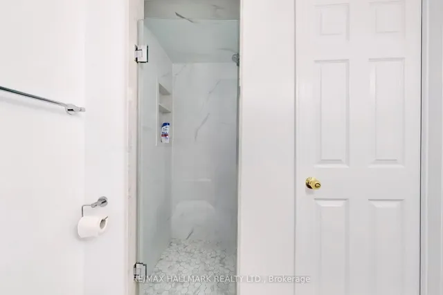 Additional image 14 of 83 Mondeo Dr Unit 307