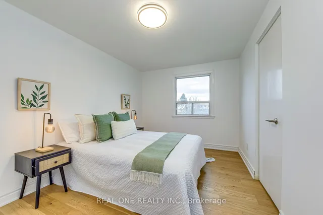 Additional image 34 of 45 Hepworth Dr