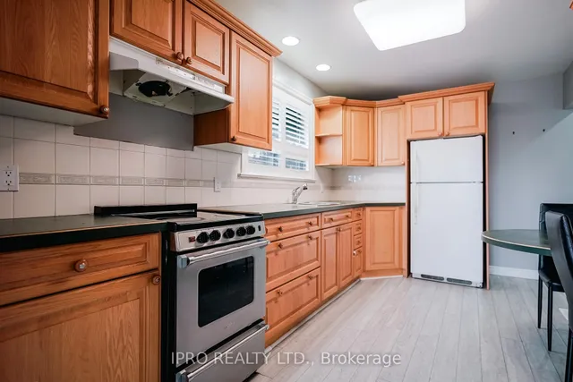 Additional image 10 of 8 Chandler Dr