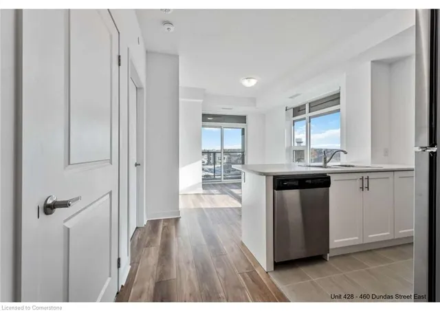 Additional image 13 of 460 Dundas St Unit 428