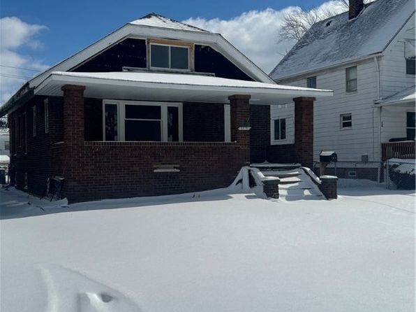 3515 W 98th St, Cleveland, OH 44102