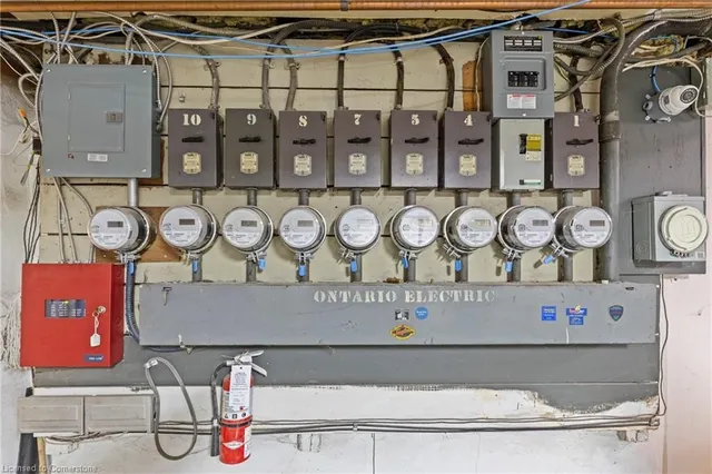 Additional image 47 of 17 Webber Ave