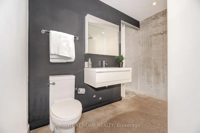 Additional image 16 of 29 Camden St Unit 409