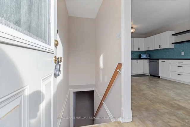 Additional image 18 of 2101A Meadowbrook Dr