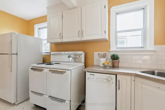 Additional image 16 of 105 Brooklawn Ave