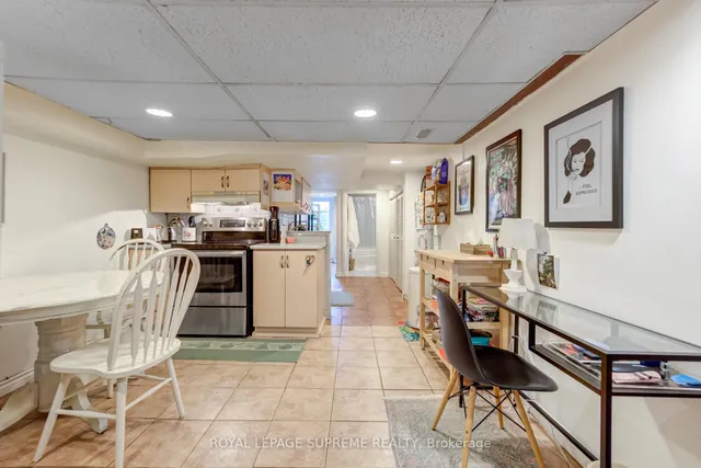 Additional image 25 of 112 Wallace Ave