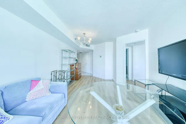 Additional image 18 of 38 Elm St Unit #2900