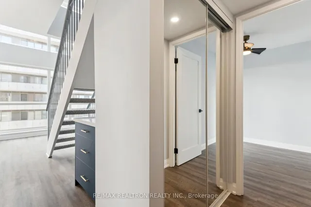 Additional image 6 of 18 Merton St Unit 906