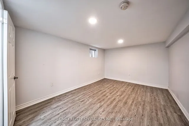 Additional image 31 of 108 Victoria Ave