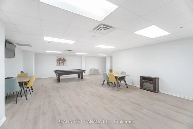 Additional image 32 of 2737 Keele St Unit 905