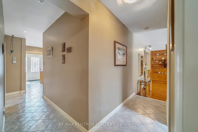 Additional image 20 of 300 Spring Garden Ave