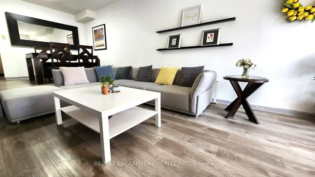 Additional image 9 of 152 Homestead Rd Unit 18