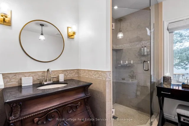 Additional image 26 of 28 Thompson Ave