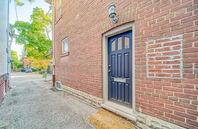 Additional image 25 of 428 Castlefield Ave