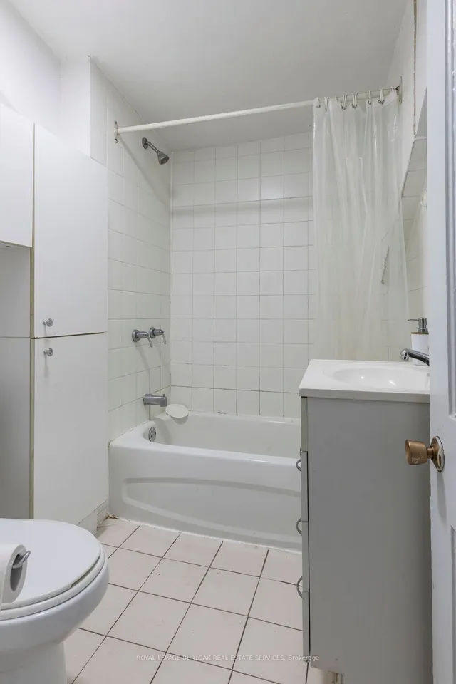 Additional image 26 of 70 Pearl St