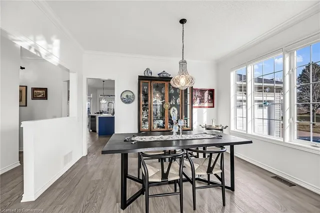 Additional image 11 of 86 Silverbirch Blvd