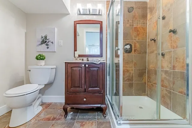 Additional image 36 of 572 Brock Crt