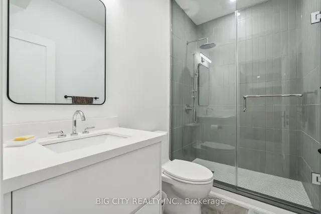 Additional image 47 of 75 Lawrence Cres