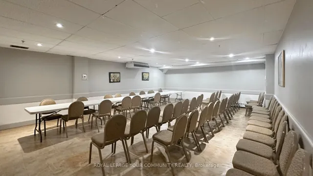 Additional image 30 of 2050 Bridletowne Circ Unit 1212