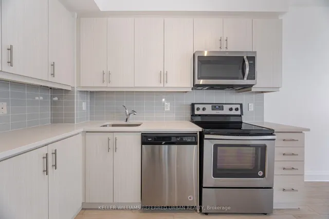 Additional image 8 of 15 Zorra St Unit 903