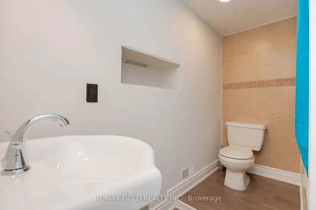 Additional image 30 of 194 Earnscliffe Circ
