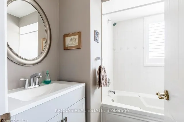 Additional image 25 of 212 SILVERBIRCH Blvd