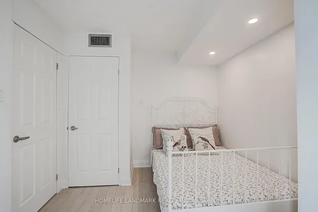 Additional image 21 of 55 Centre Ave Unit 701