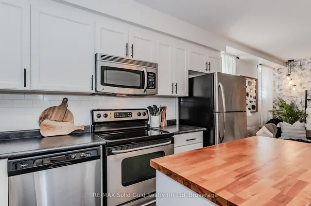 Additional image 8 of 240 Westmeadow Dr Unit 7A