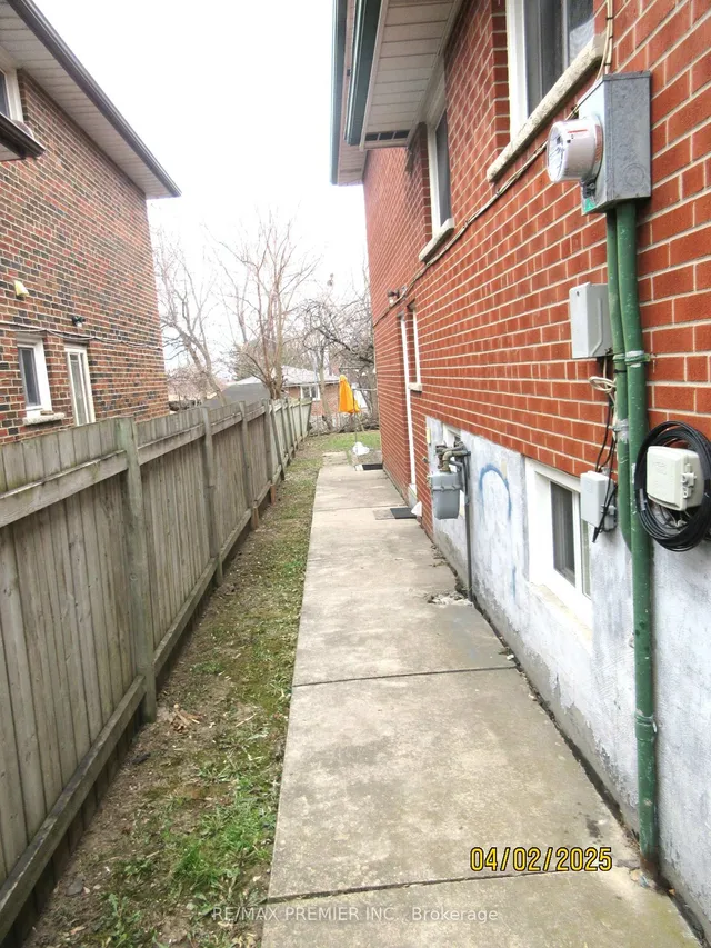 Additional image 5 of 44 Futura Dr