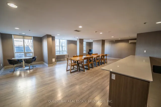 Additional image 25 of 816 Lansdowne Ave Unit 307