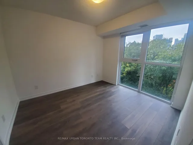 Additional image 8 of 219 Dundas St Unit 605