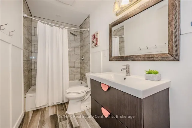 Additional image 11 of 189 SILVER ASPEN Cres