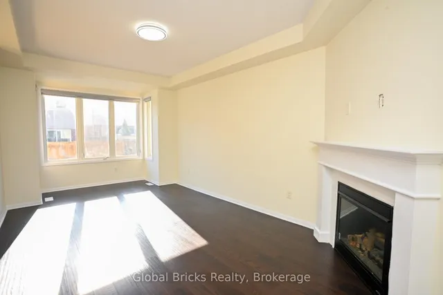 Additional image 13 of 37 Seafair Cres