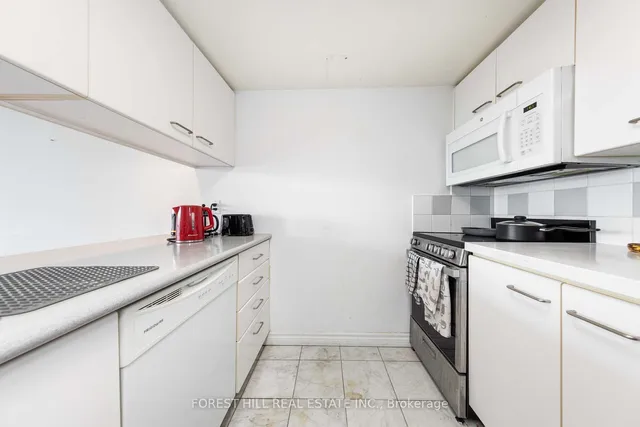 Additional image 9 of 38 Elm St Unit 2811