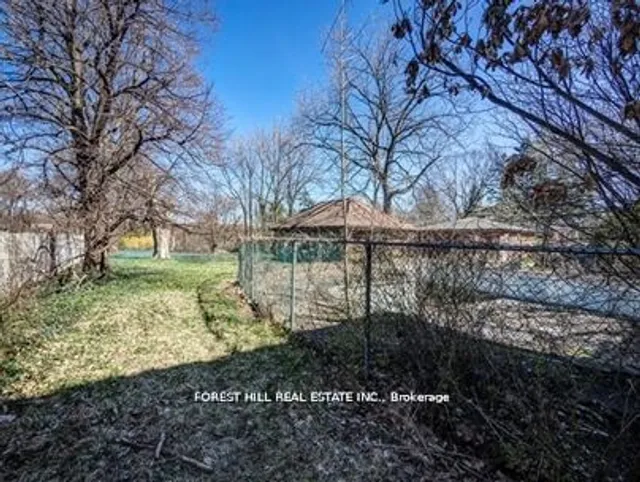 Additional image 31 of 132 Blythwood Rd