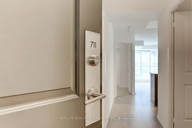 Additional image 4 of 35 Bastion St Unit 711